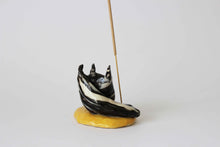 Load image into Gallery viewer, Slug Love Incense Holder